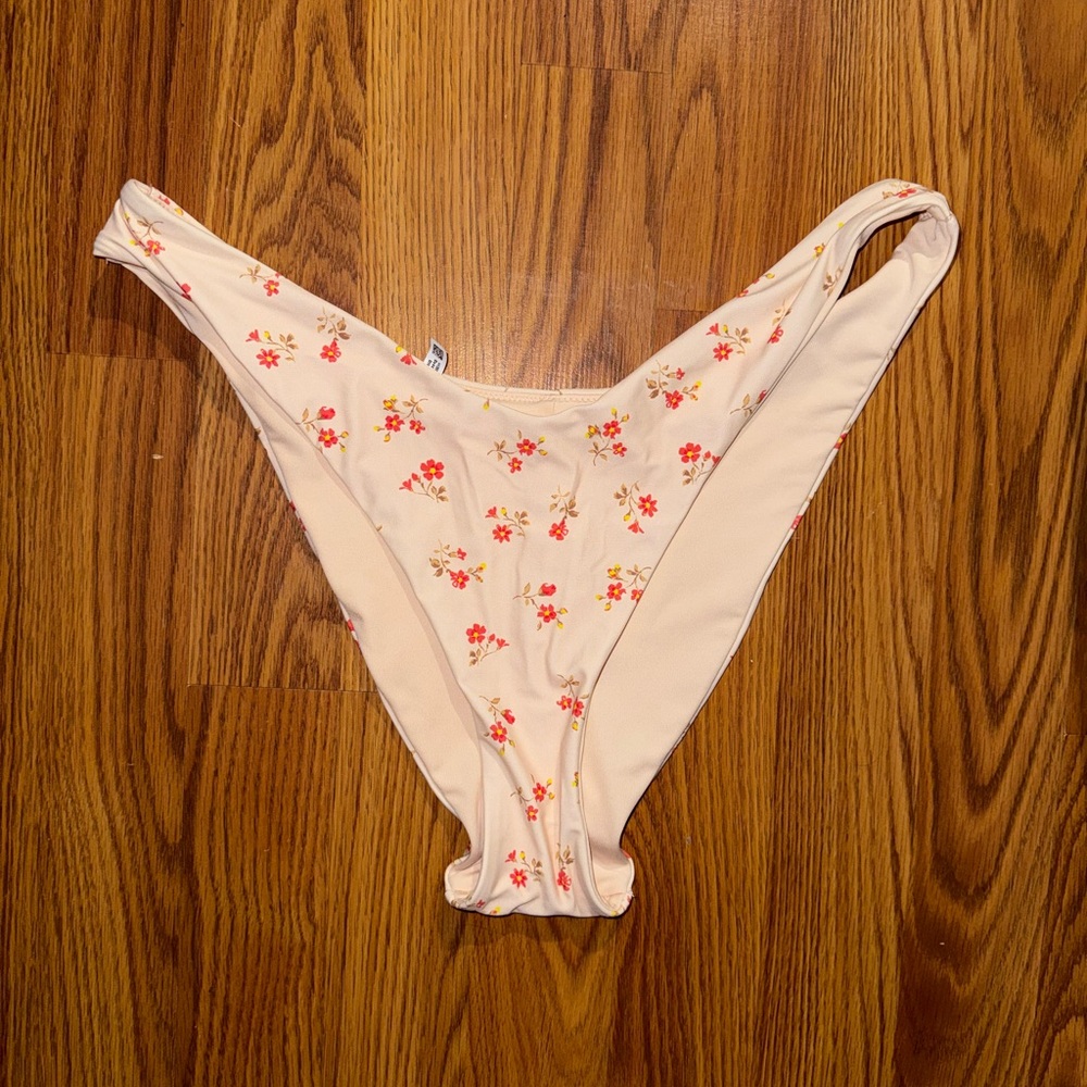 Floral swim suit bottom